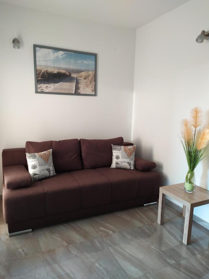 Apartmani Mira Nin Exterior foto