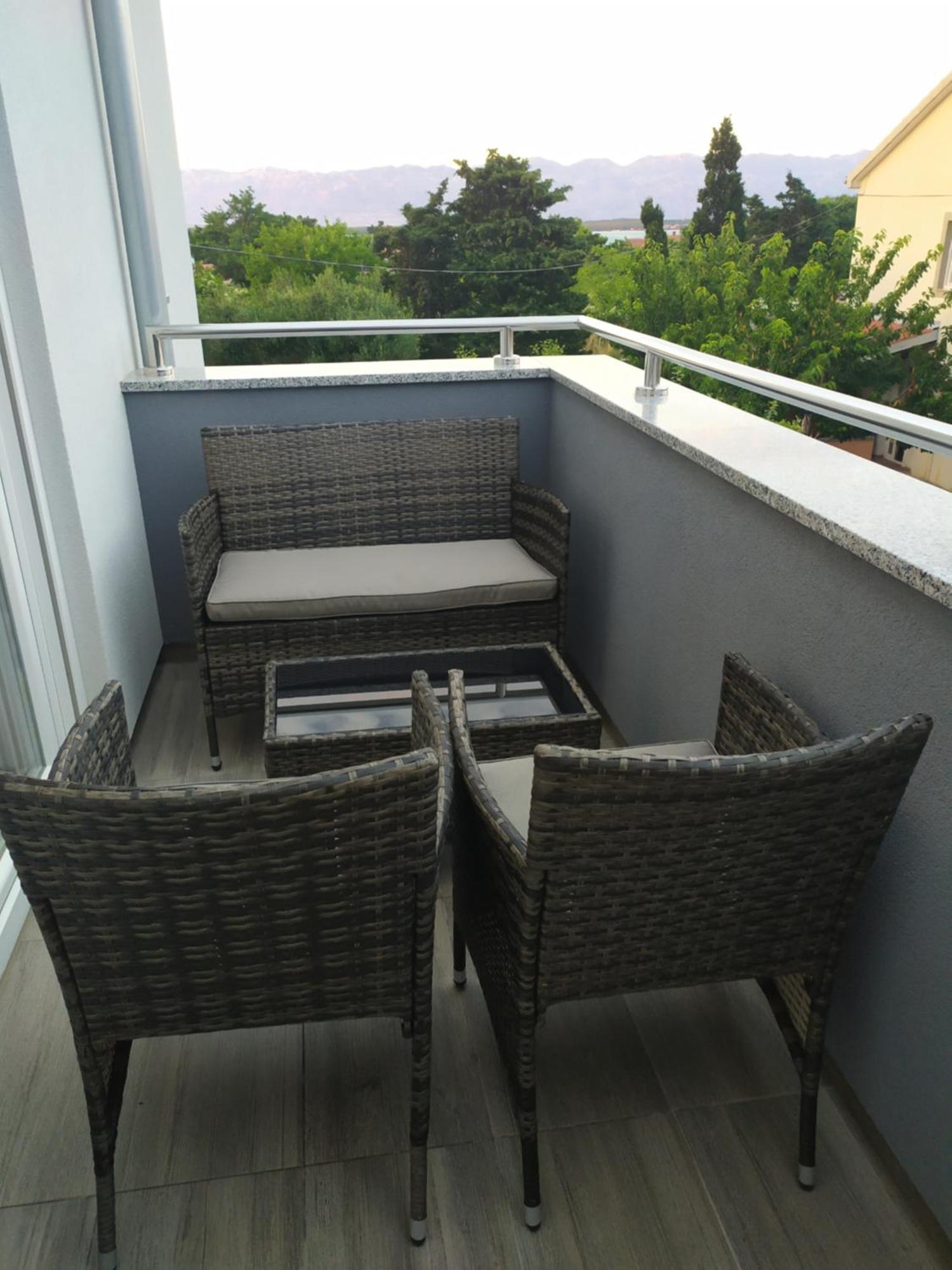 Apartmani Mira Nin Exterior foto